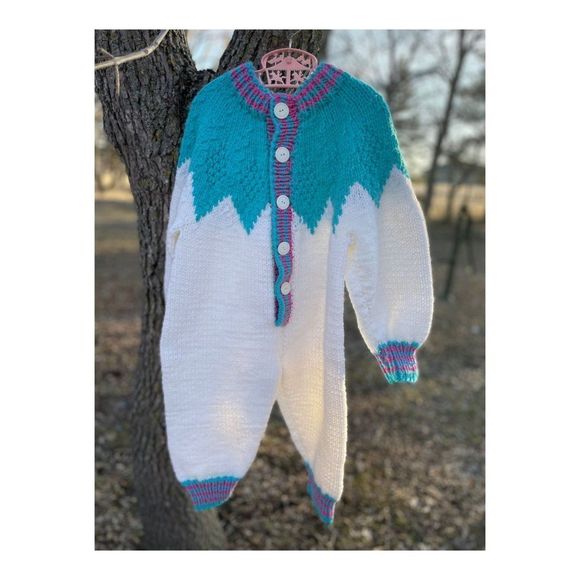 Vintage 80s Hand Knit Romper Sleeper White Purple Turquoise - Picture 8 of 9